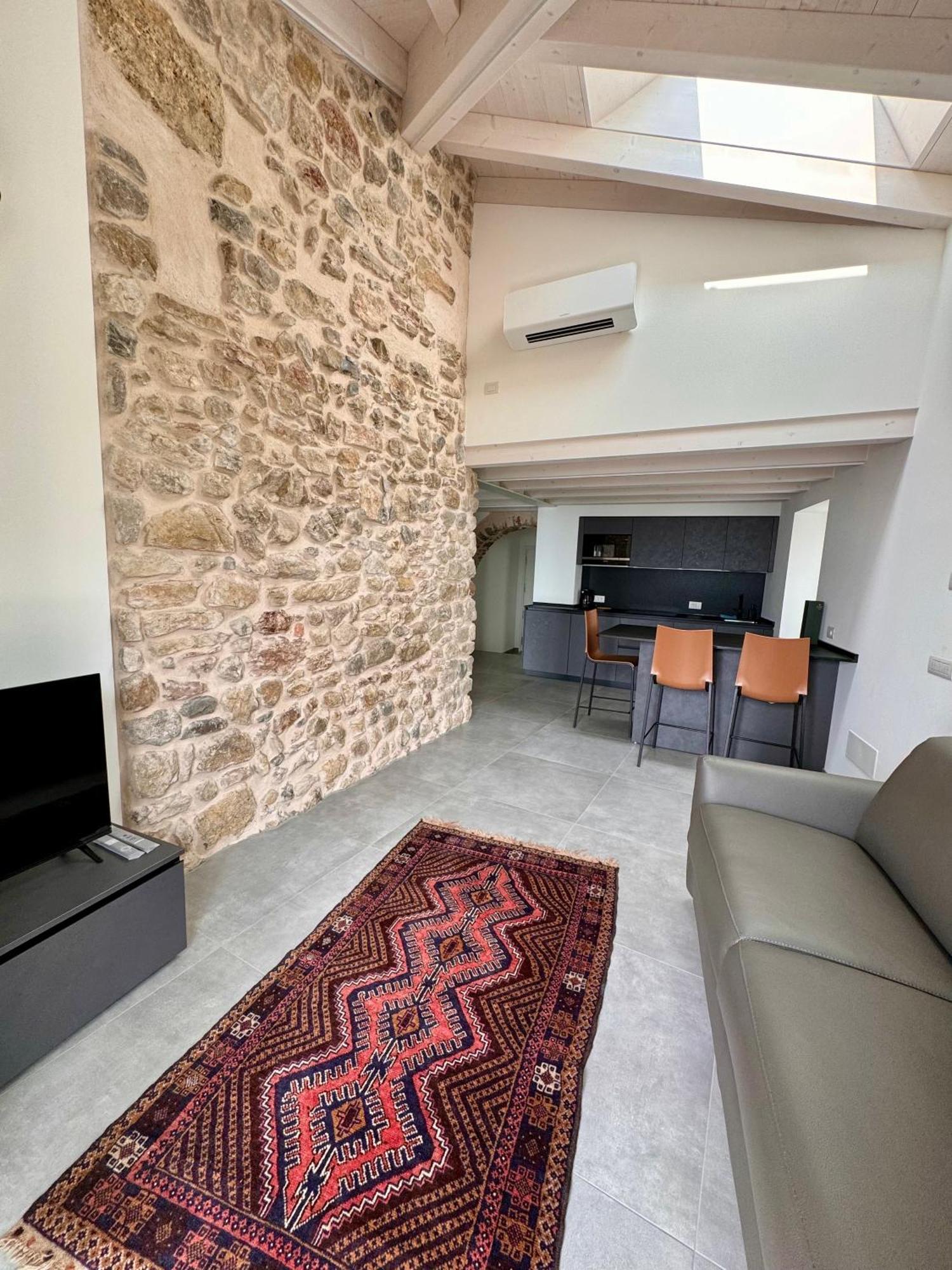 Eco Garda Hill Apartment Tenno Bagian luar foto