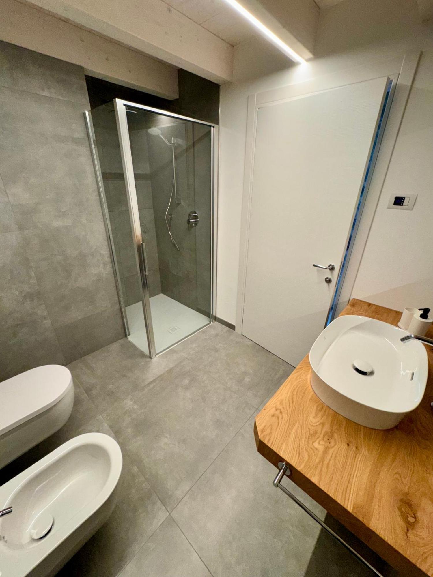 Eco Garda Hill Apartment Tenno Bagian luar foto