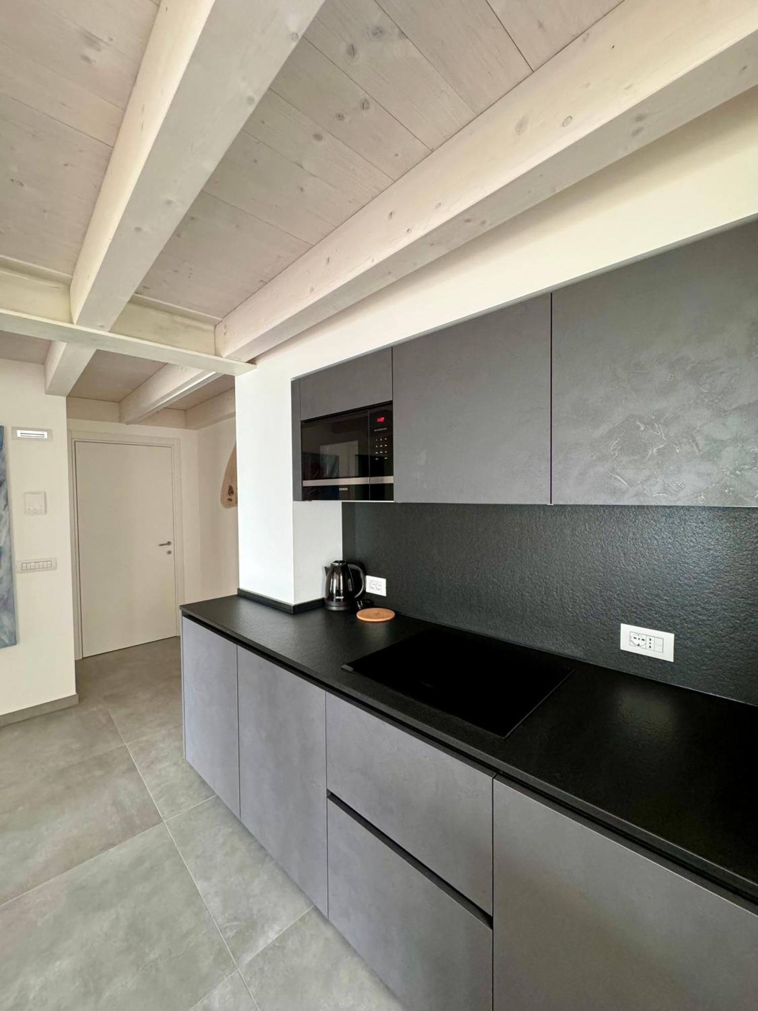 Eco Garda Hill Apartment Tenno Bagian luar foto