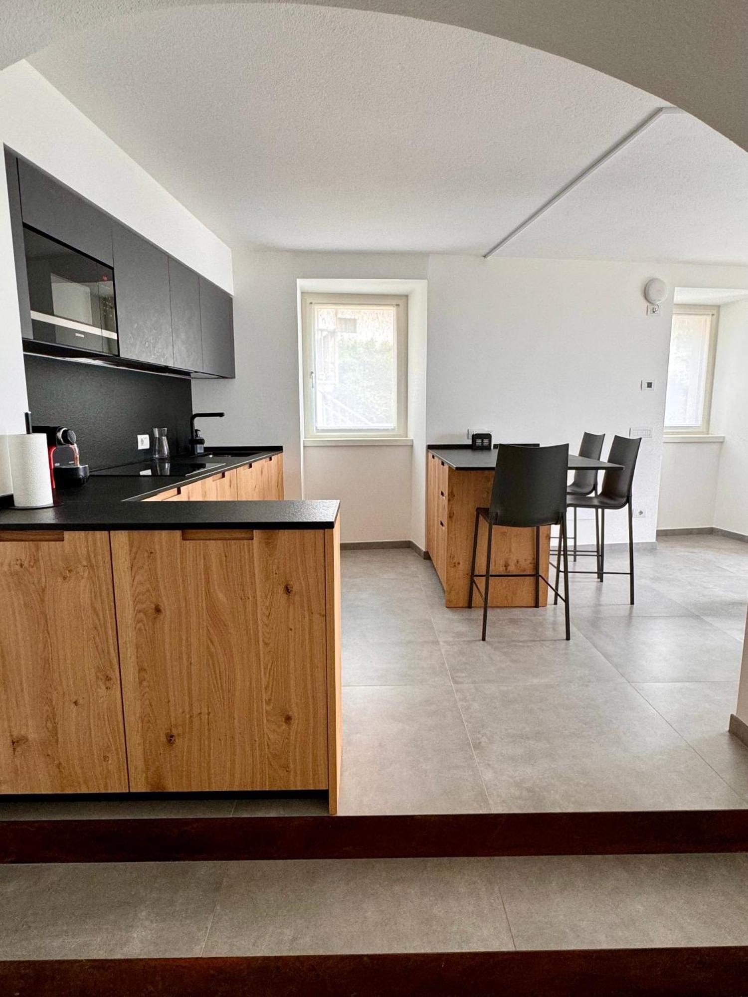 Eco Garda Hill Apartment Tenno Bagian luar foto